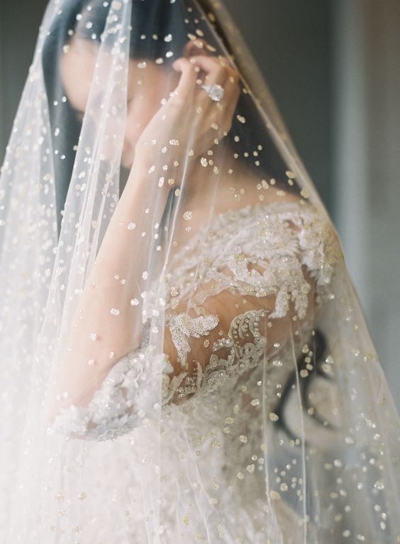 THE TOP VEIL TRENDS OF THE SEASON