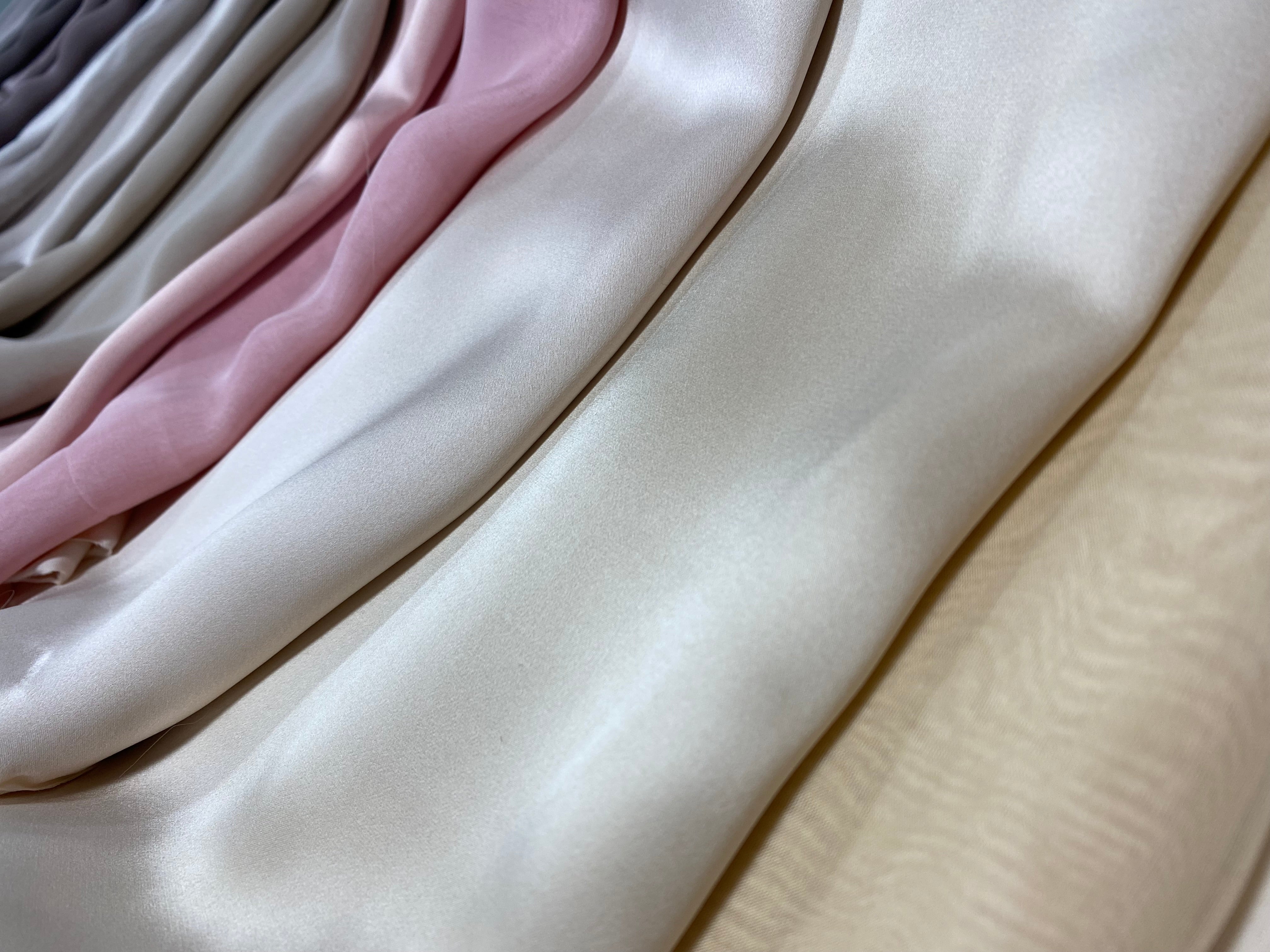 Satin vs Silk Pillowcases in Australia