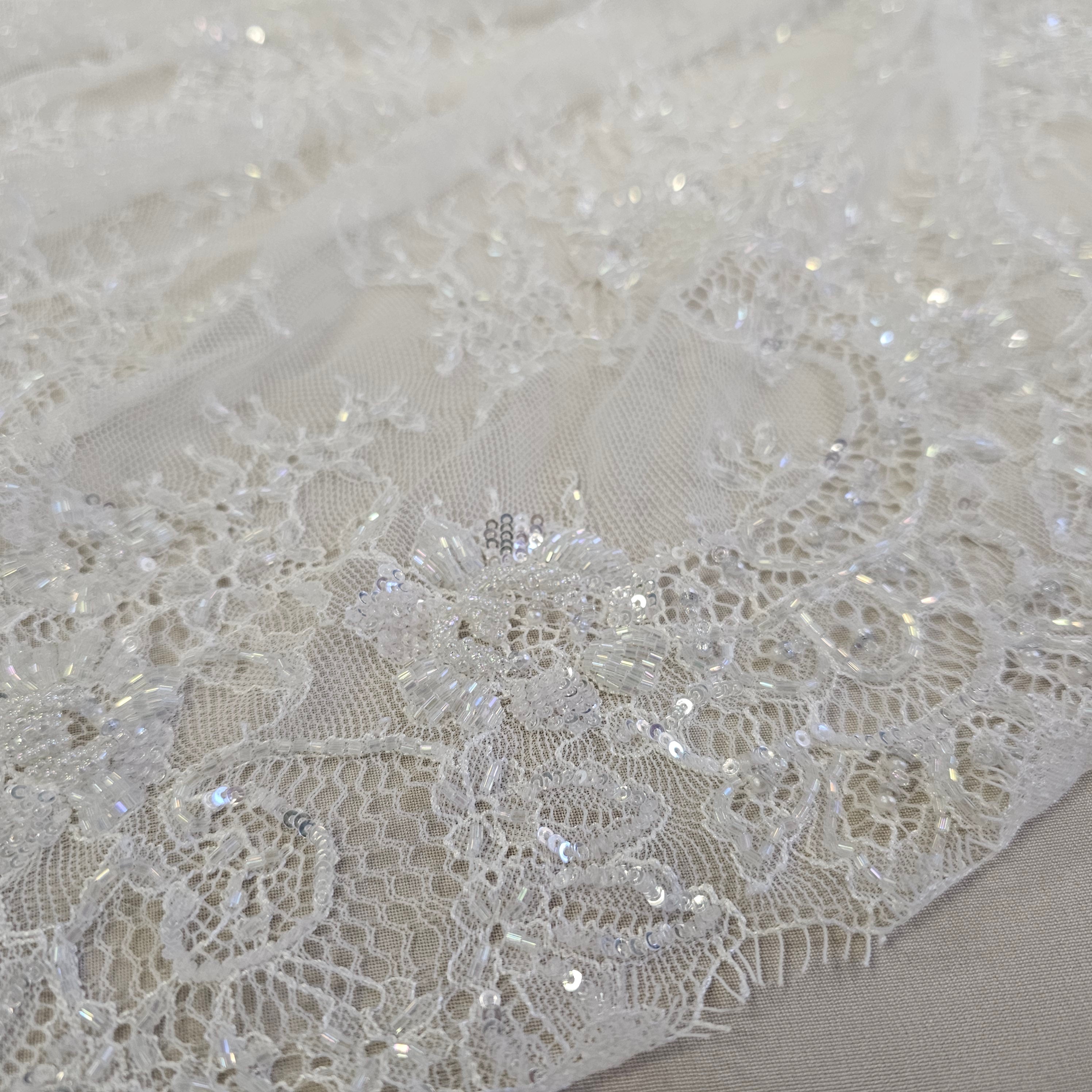 Signature Beaded fine lace (1650bd) Ivory