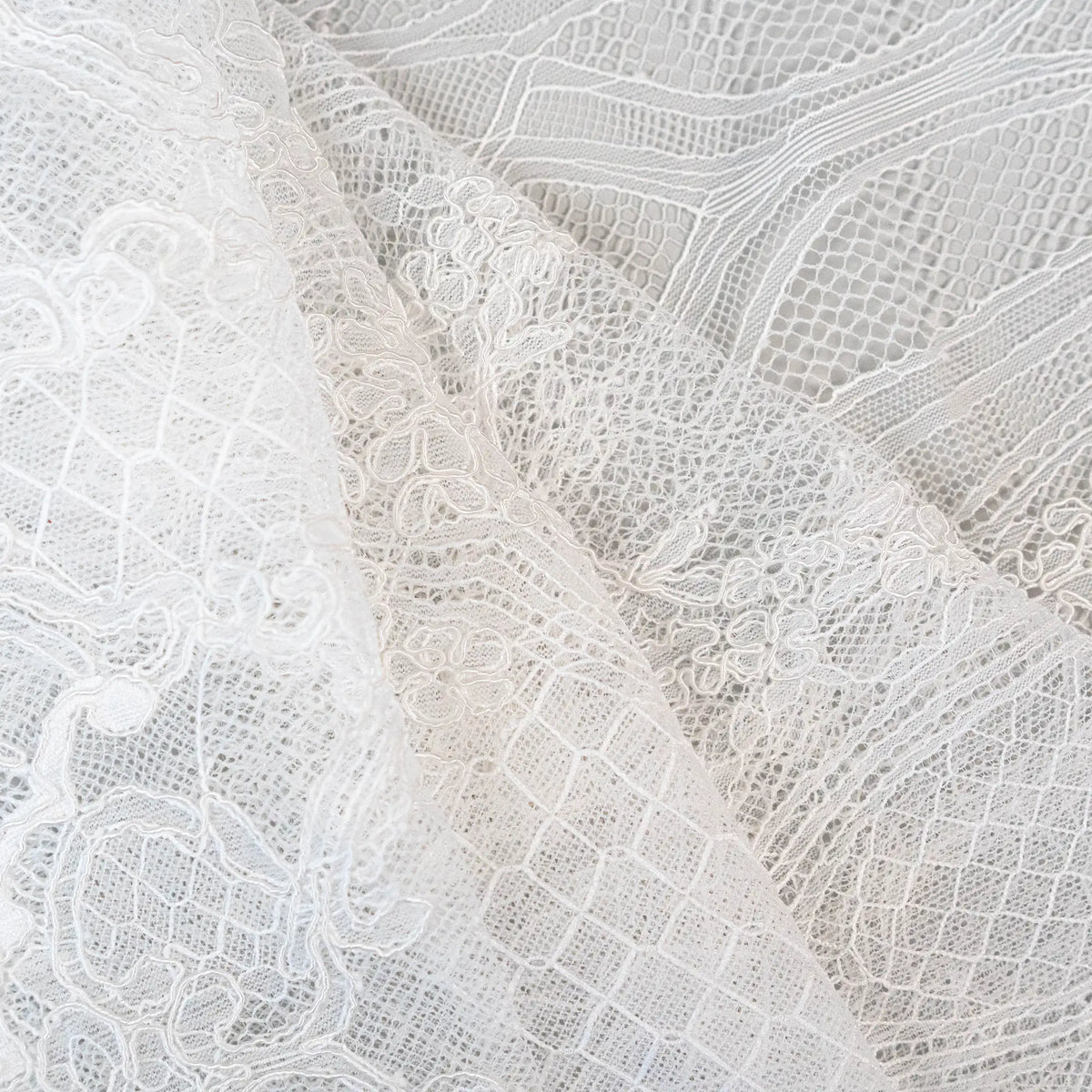 Ornate Floral Corded Lace (1685) - Ivory
