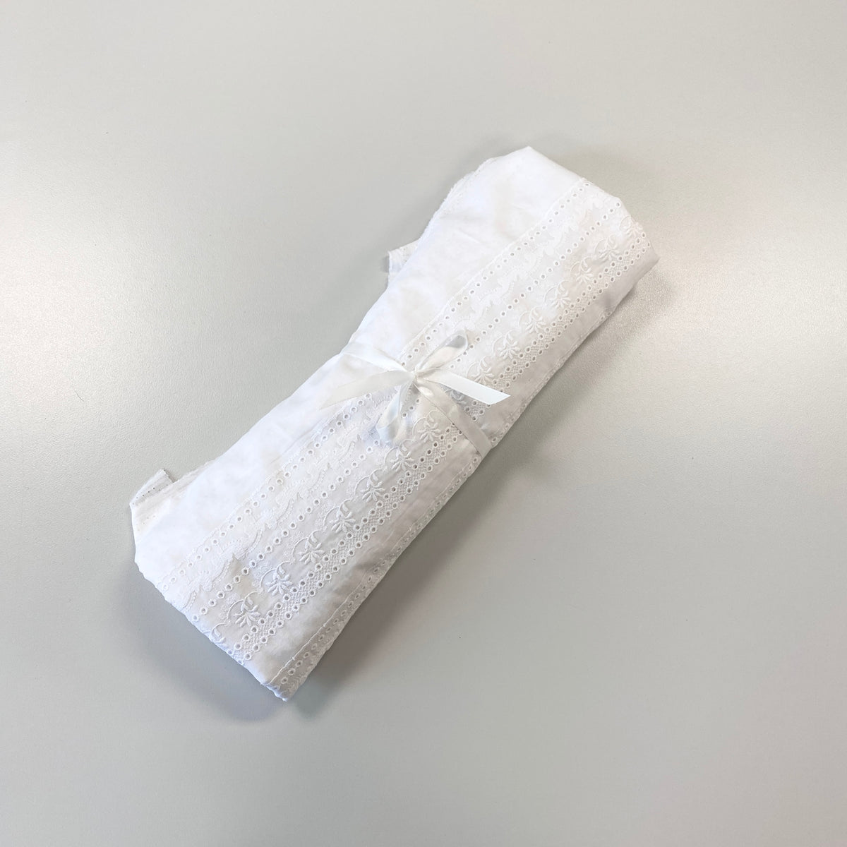 Remnant Broderie Anglaise - Off White