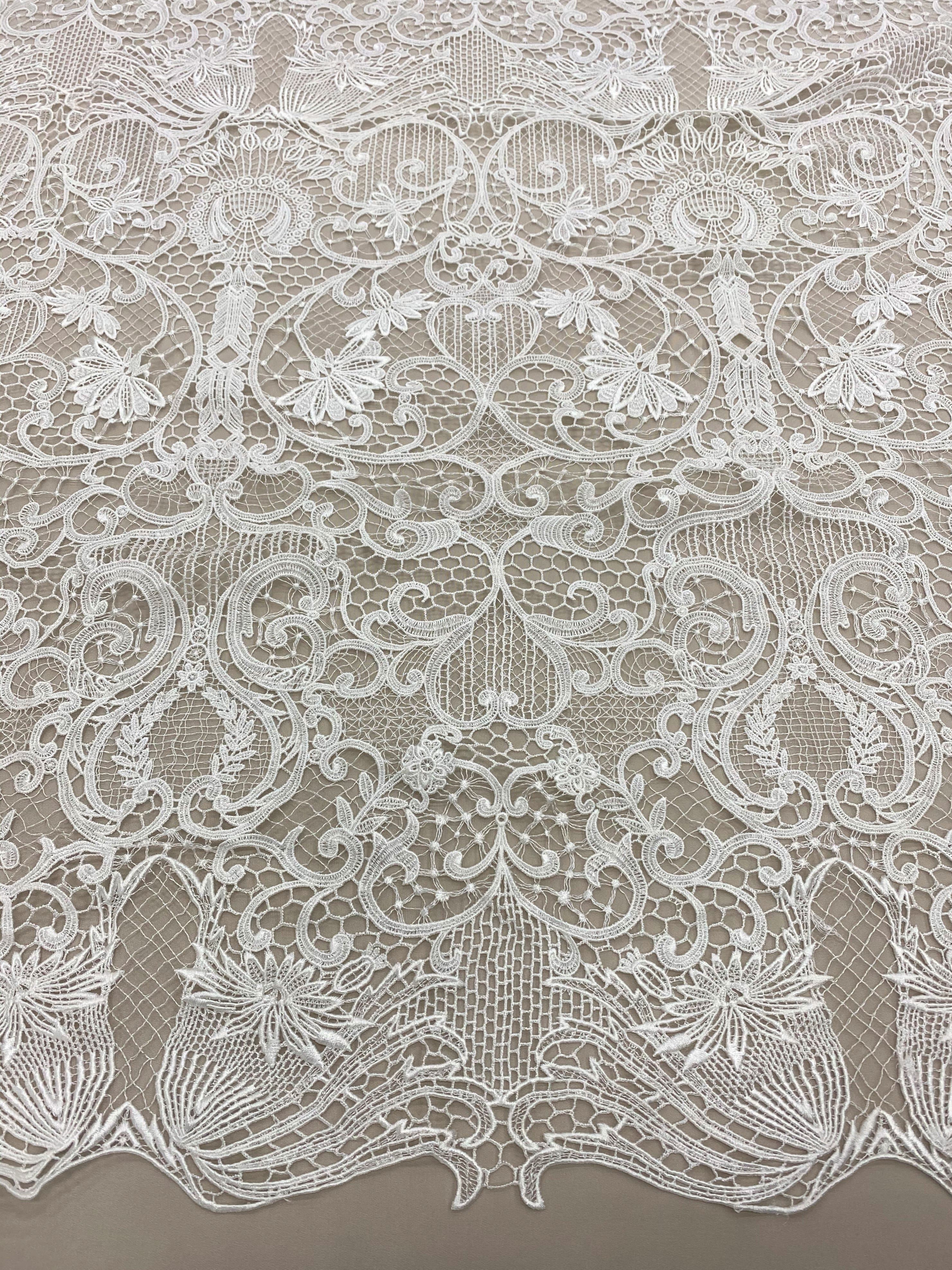 Ivory Paisley Floral Guipure Lace — featuring Guipure motifs, 140cm wide