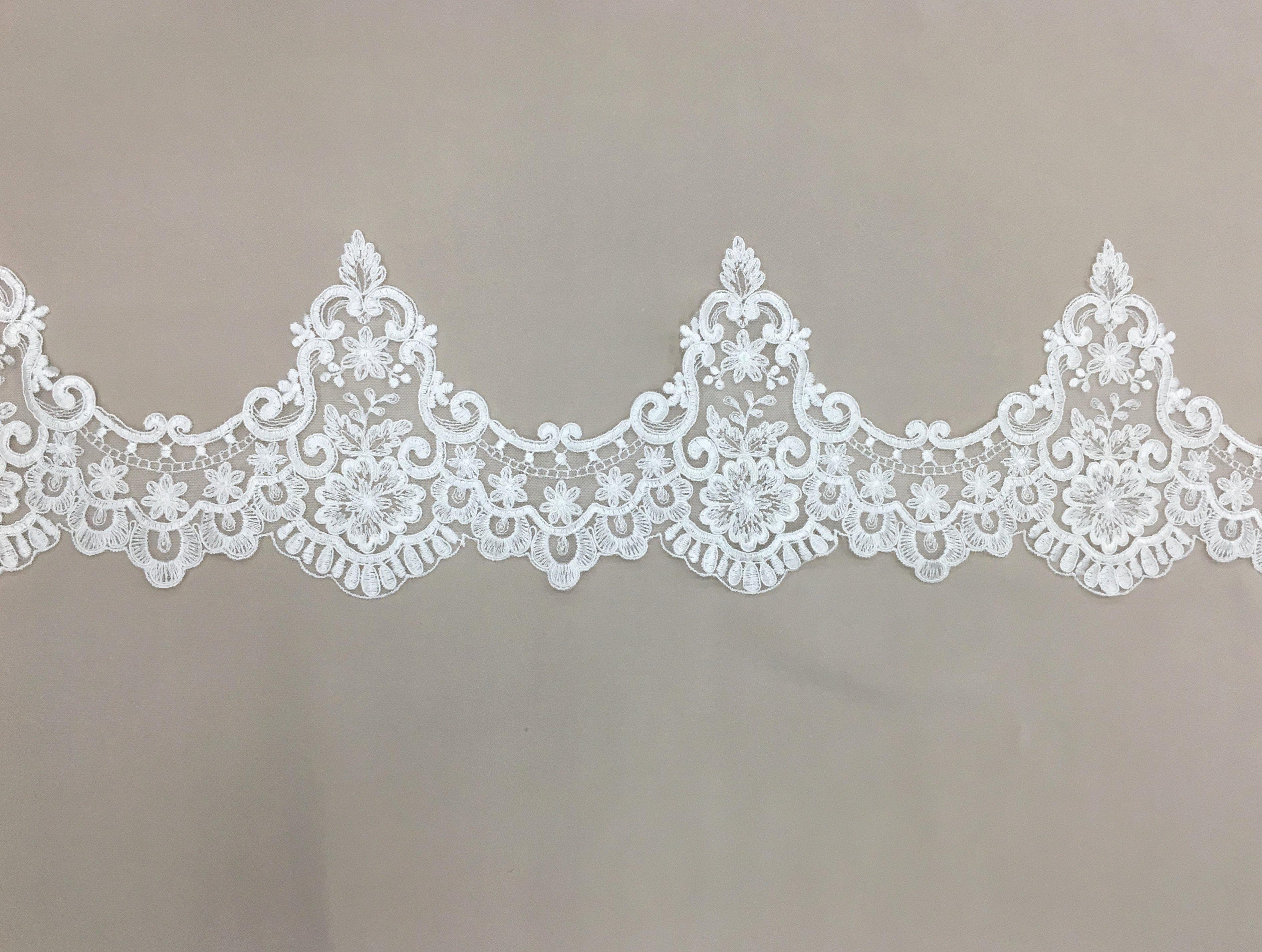 Ivory Corded Lace Trim — featuring scalloped edges, eyelash detail and floral motifs, in nylon and viscose, 18cm wide
