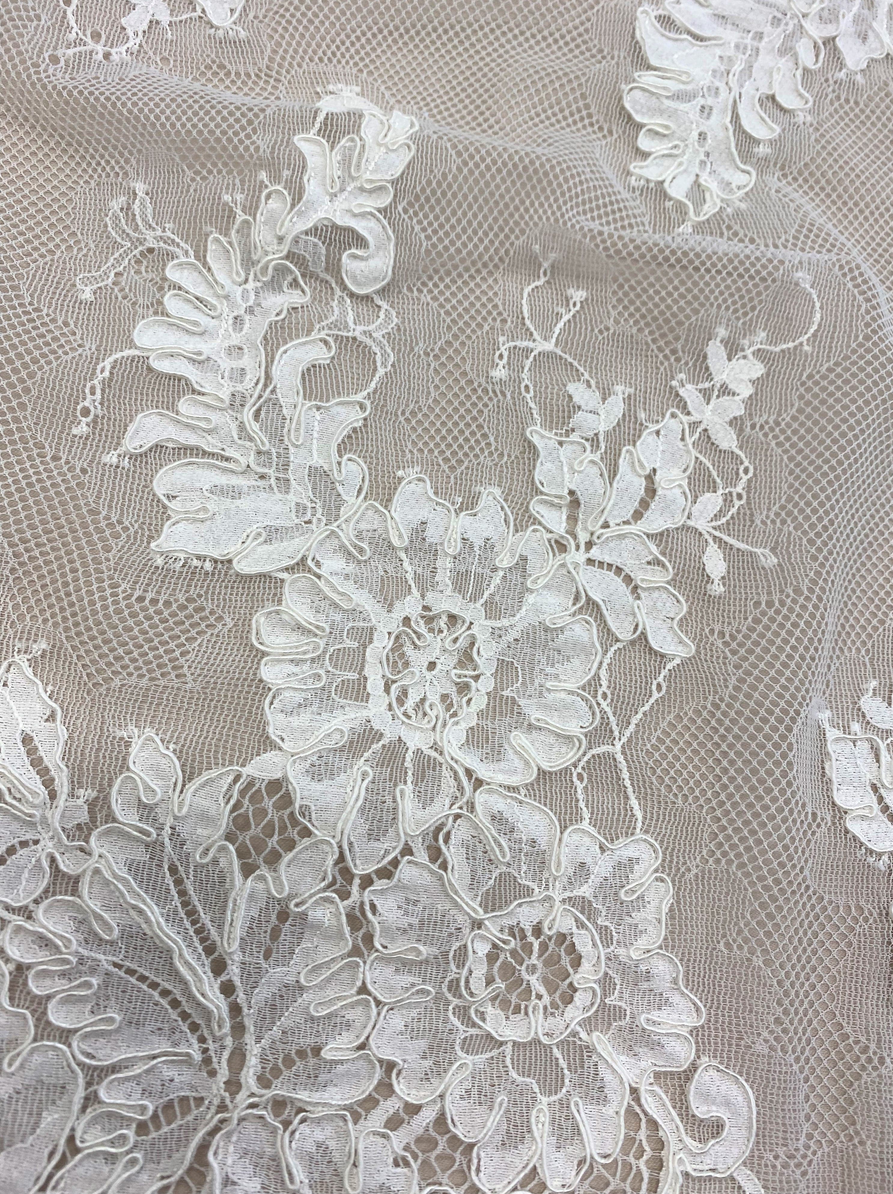 Corded Floral Lace (1641) - Light Ivory