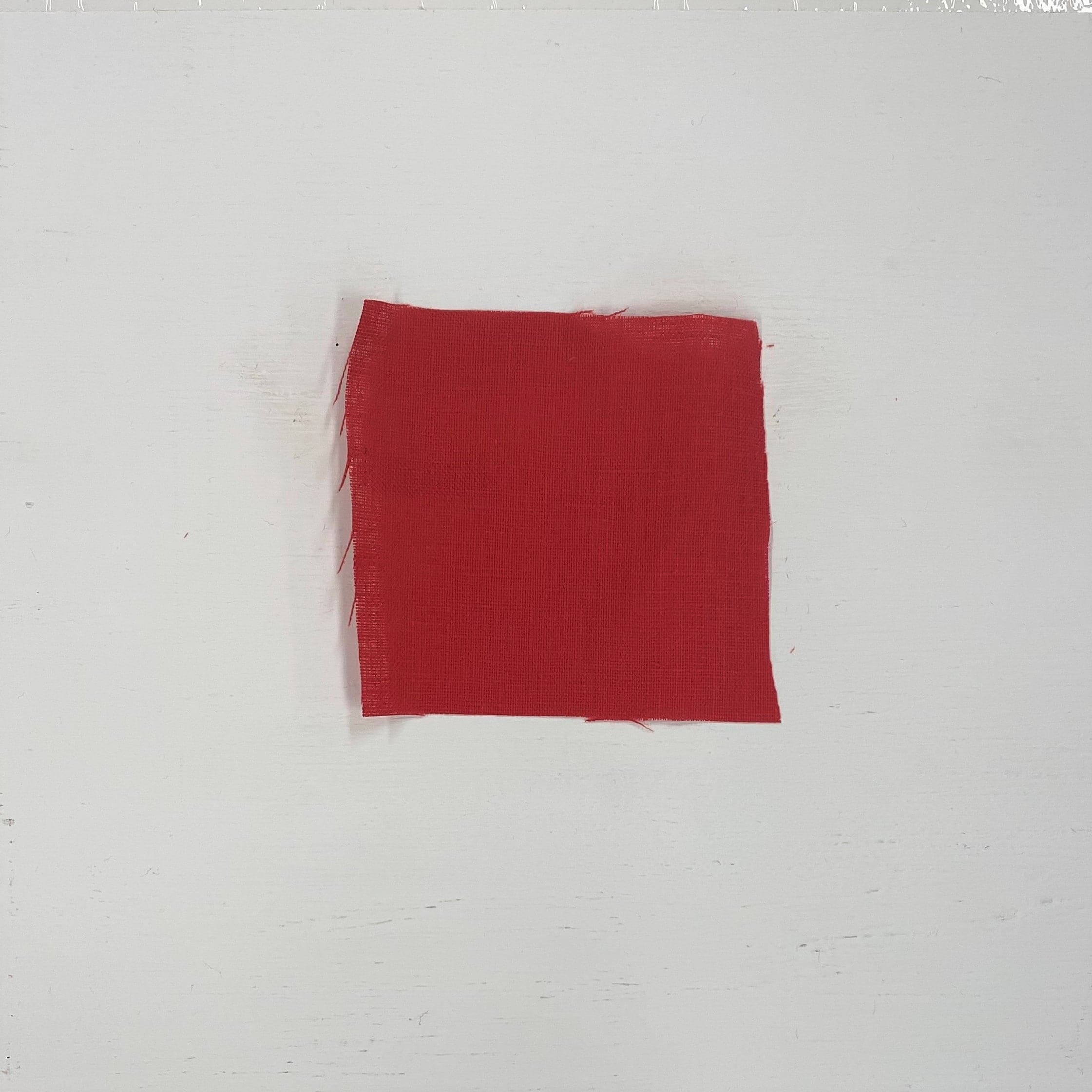 Rosa Red Linen — mid-weight plain-weave linen with a slightly crisp handle that softens with wear, 100% linen, 135cm wide