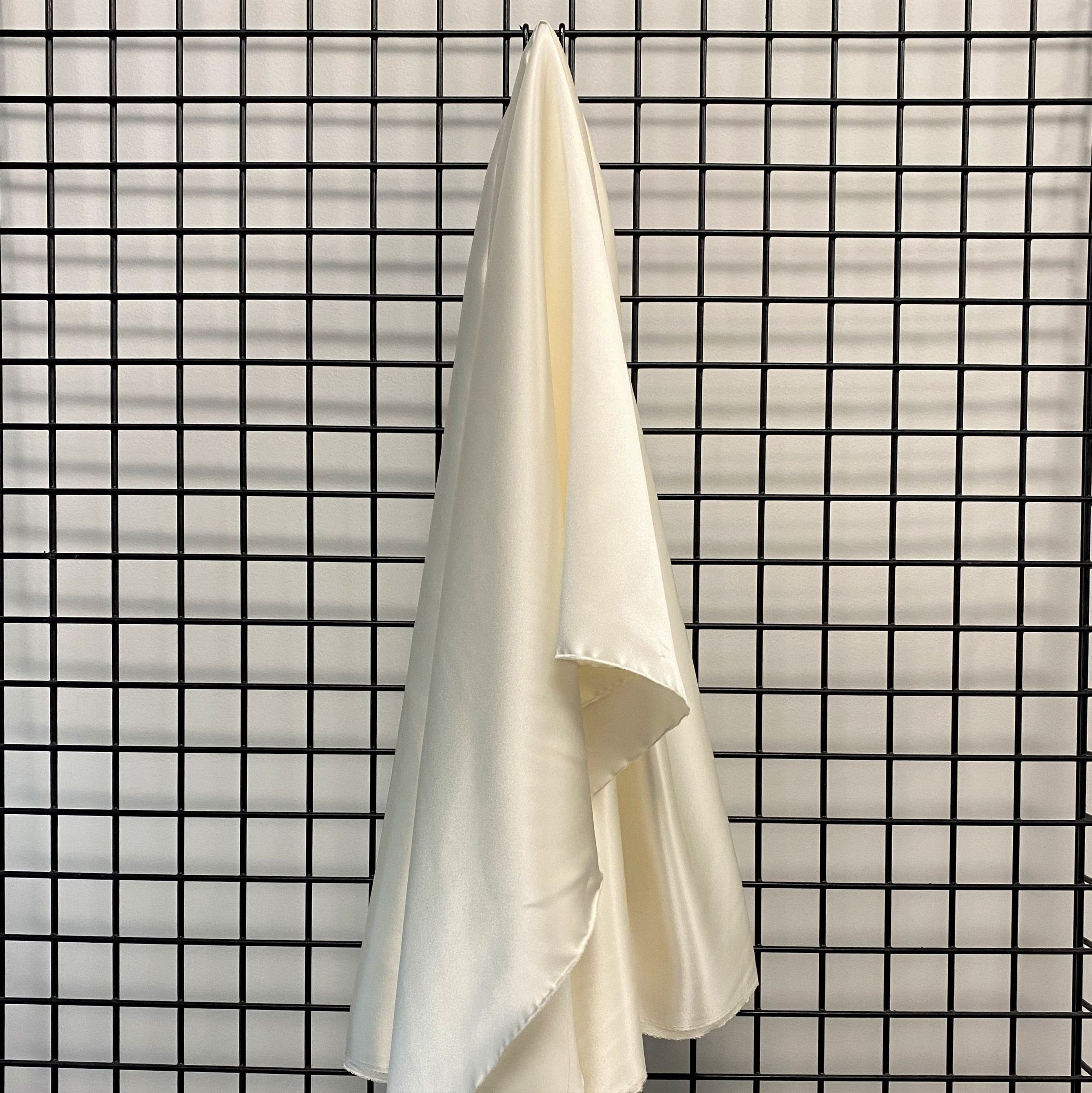 Sandwash Satin - Alabaster