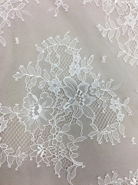 Remnant Fine floral lace 1323 Ivory