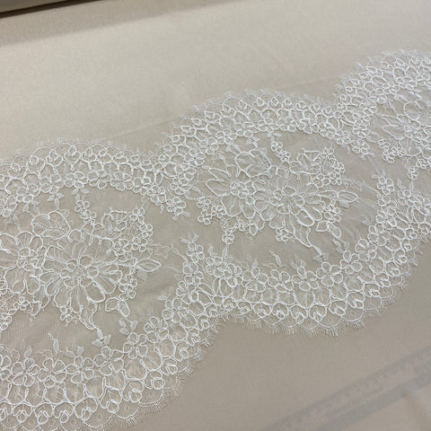 Fine Corded Lace Trim (1671T) Mid Ivory
