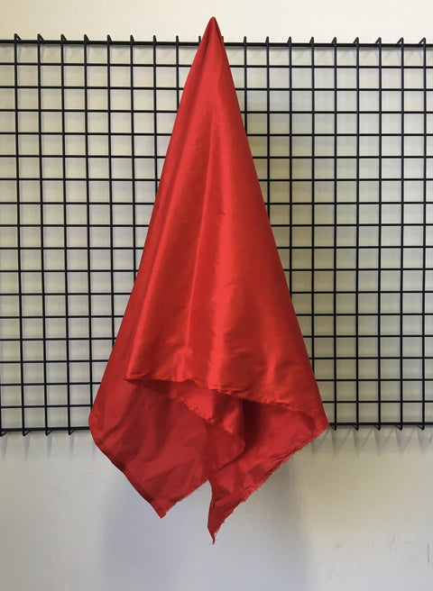 Remnant Dupion 623/Deep Red