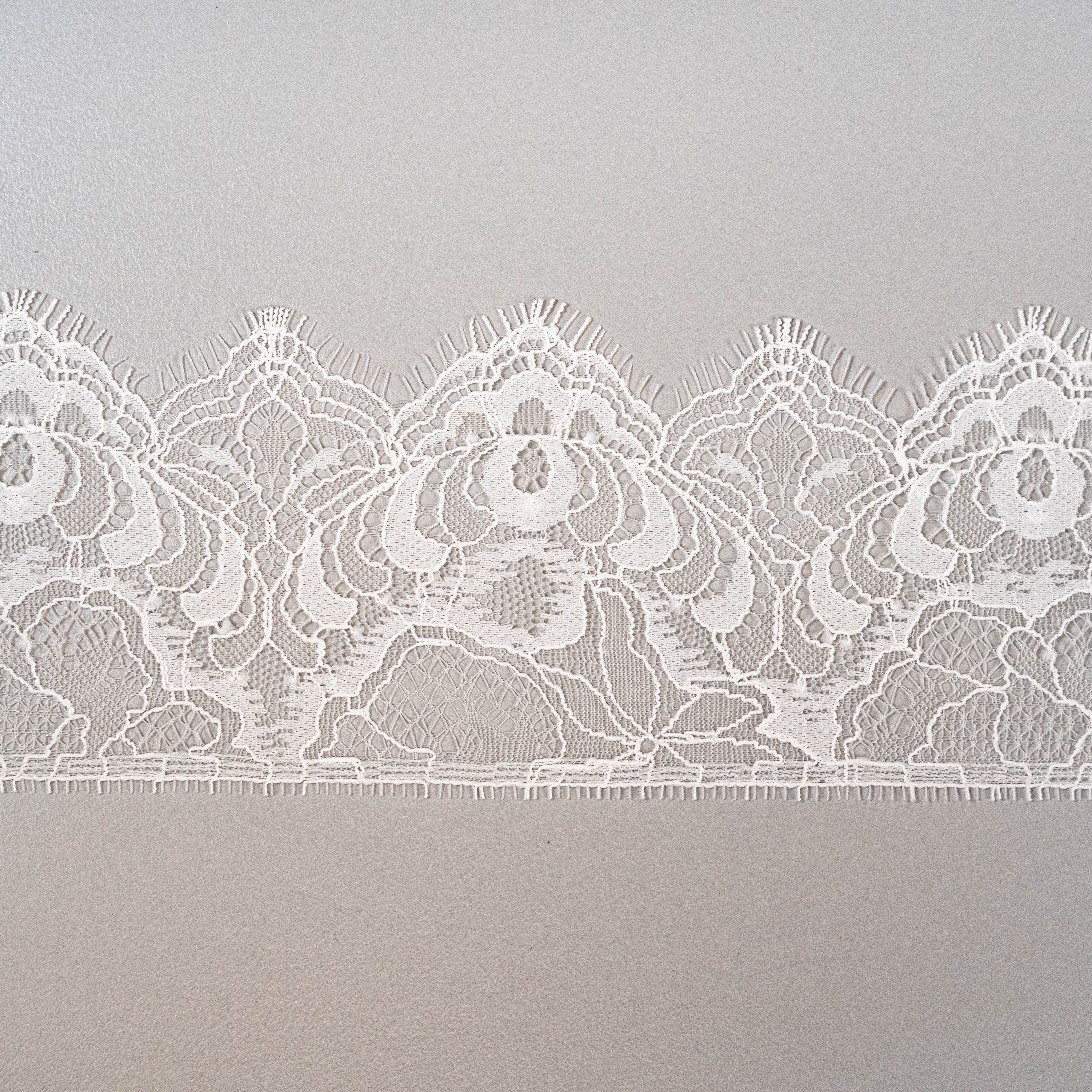 Chaplet Fine Lace Trim (1681T) - S. Ivory