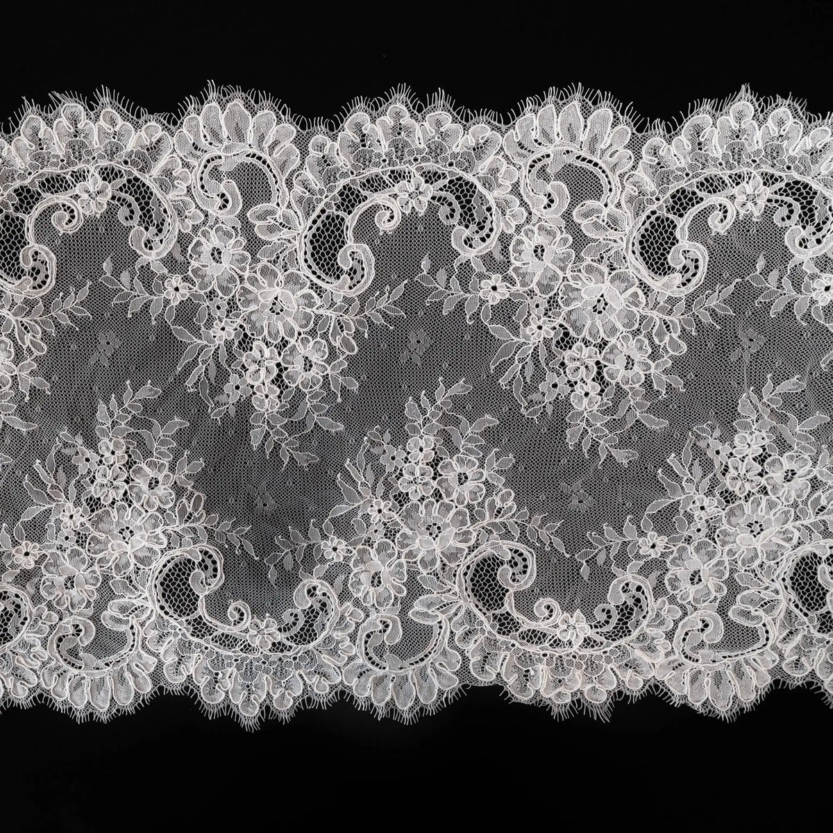 Efflorescent Corded Lace Trim (1524T) - Ivory