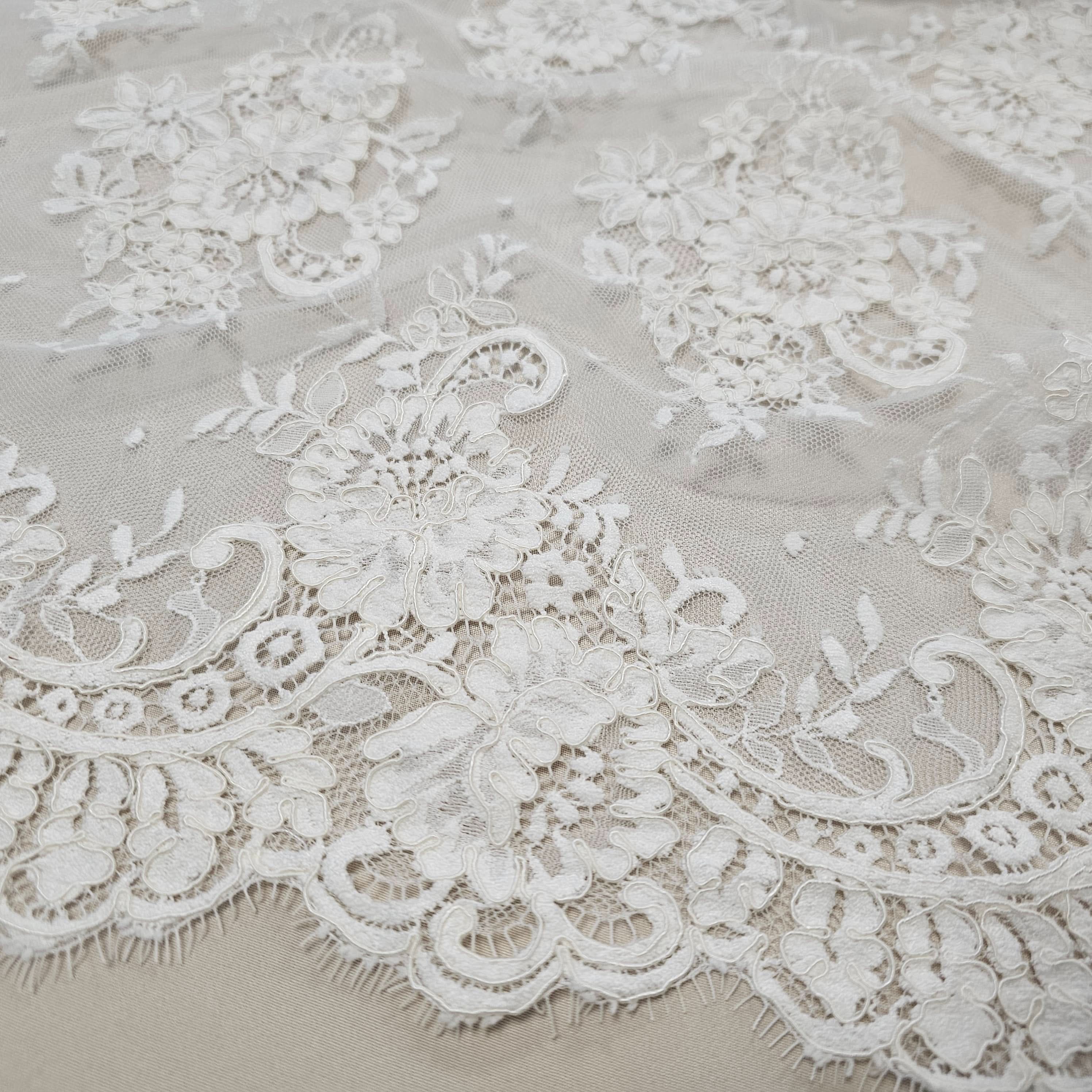 Mid Ivory Floral Corded Lace — featuring scalloped edges, floral motifs and a corded texture, 140cm wide