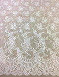Fine Chantilly lace (1192) Ivory