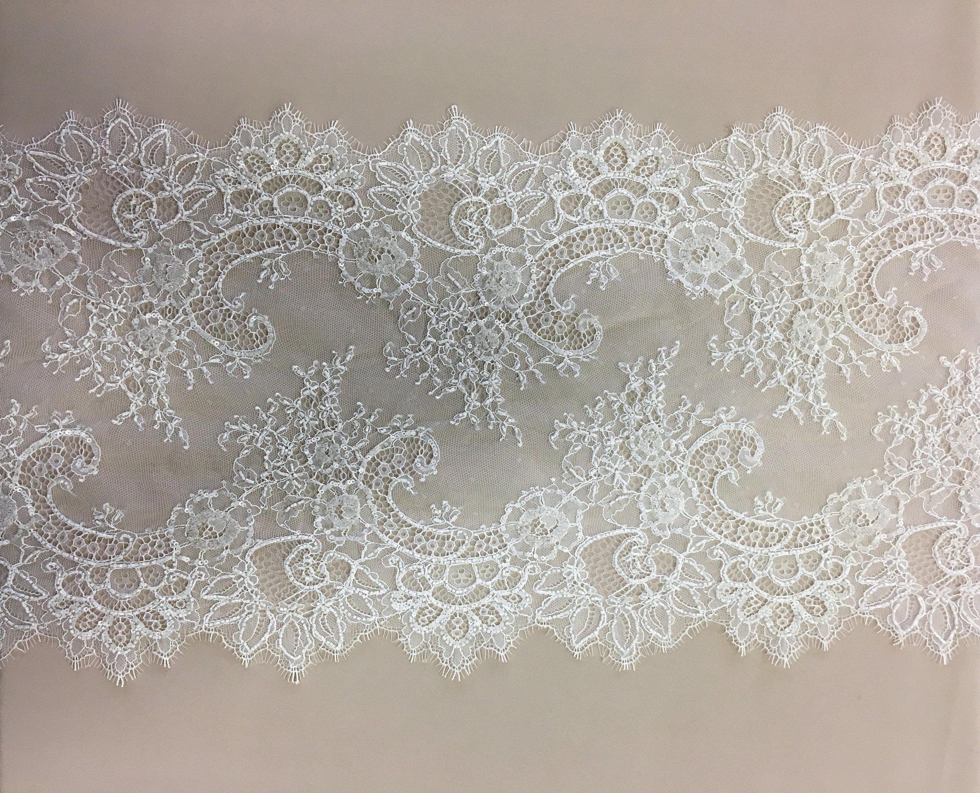 Light Ivory Beaded fine lace trim — featuring scalloped edges, eyelash detail and floral motifs, in nylon, 34cm wide
