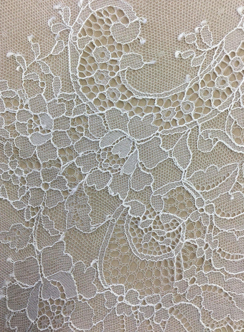 Fine lace trim (1294t) White