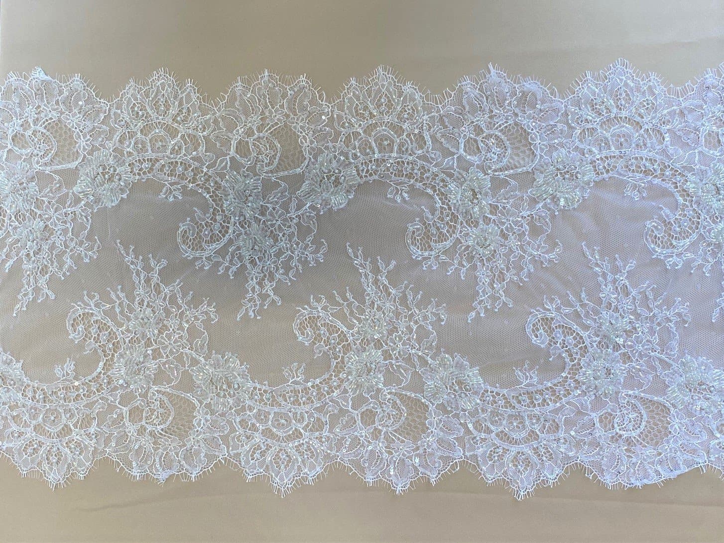 White Beaded fine lace trim — featuring scalloped edges, eyelash detail and floral motifs, in nylon, 34cm wide