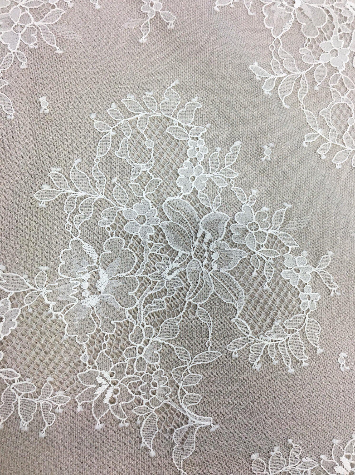 Ivory Delicate Floral Lace — featuring scalloped edges and floral motifs, in nylon, 140cm wide