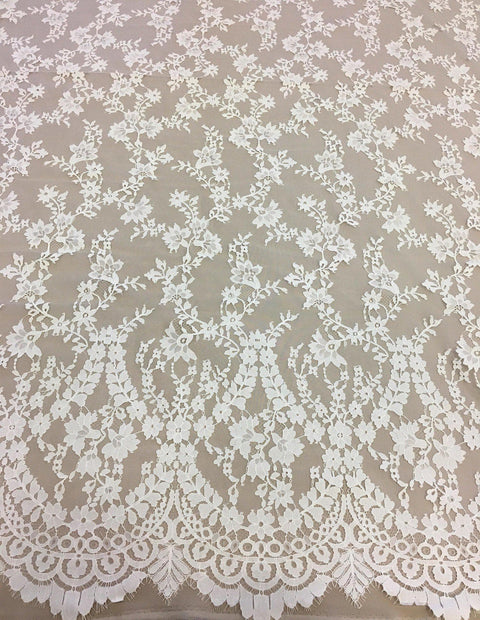 Fine lace (1375) Ivory