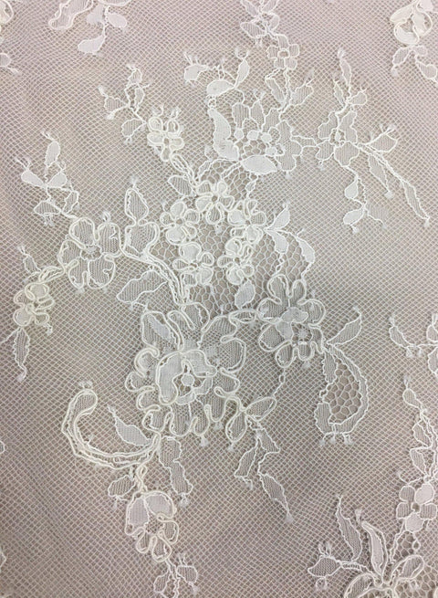Floral Corded Lace (1379) M.Ivory