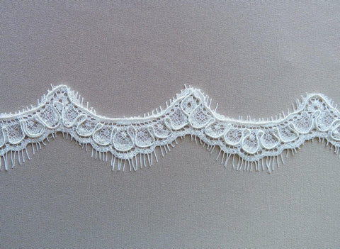 Remnant Corded Lace Trim (1391T) Light Ivory