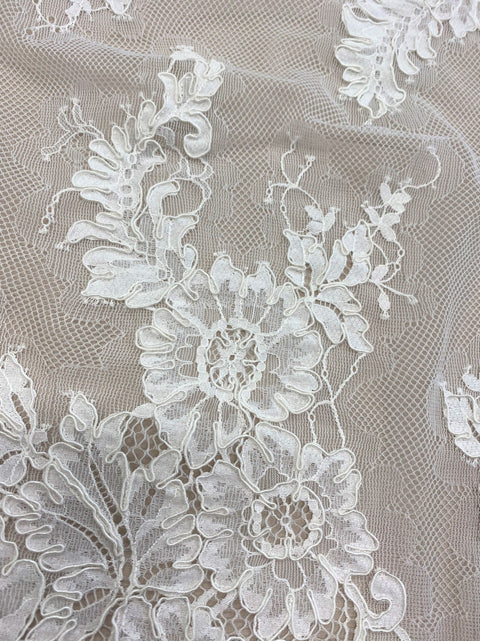 Corded Floral Lace Light Ivory (1641)