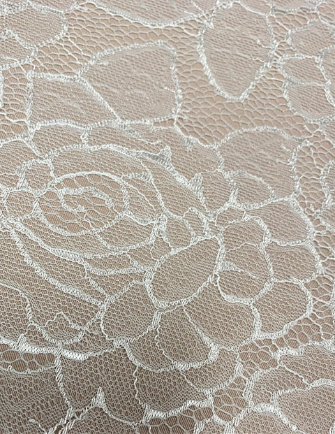 Fine Rose lace (1653) Ivory
