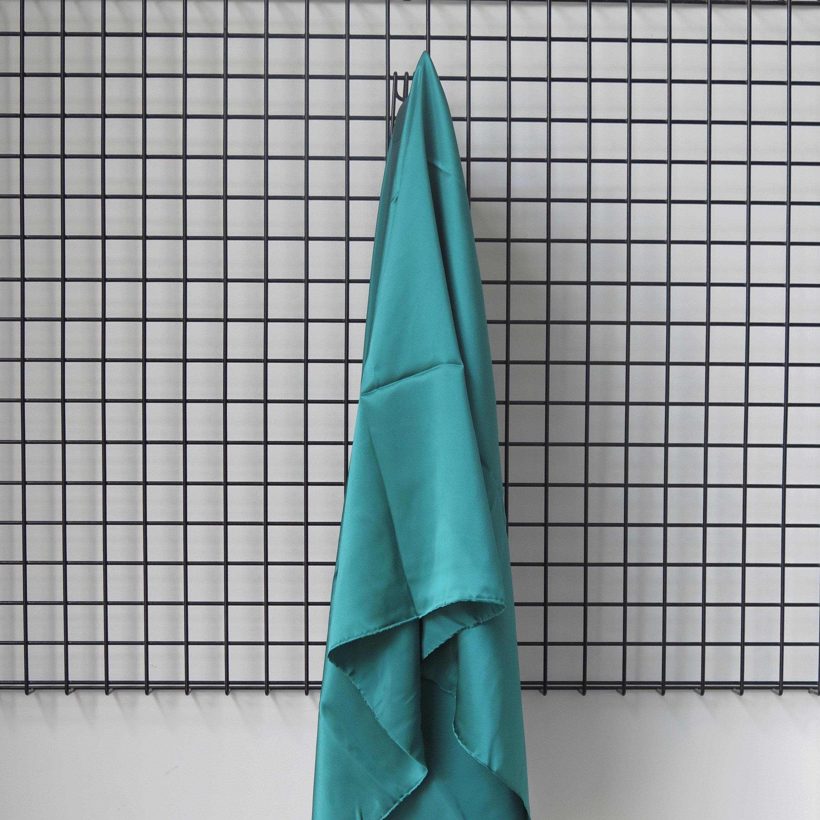Emerald Sandwash Satin — lightweight and soft with a smooth luster satin finish, 100% mulberry silk, 140cm wide
