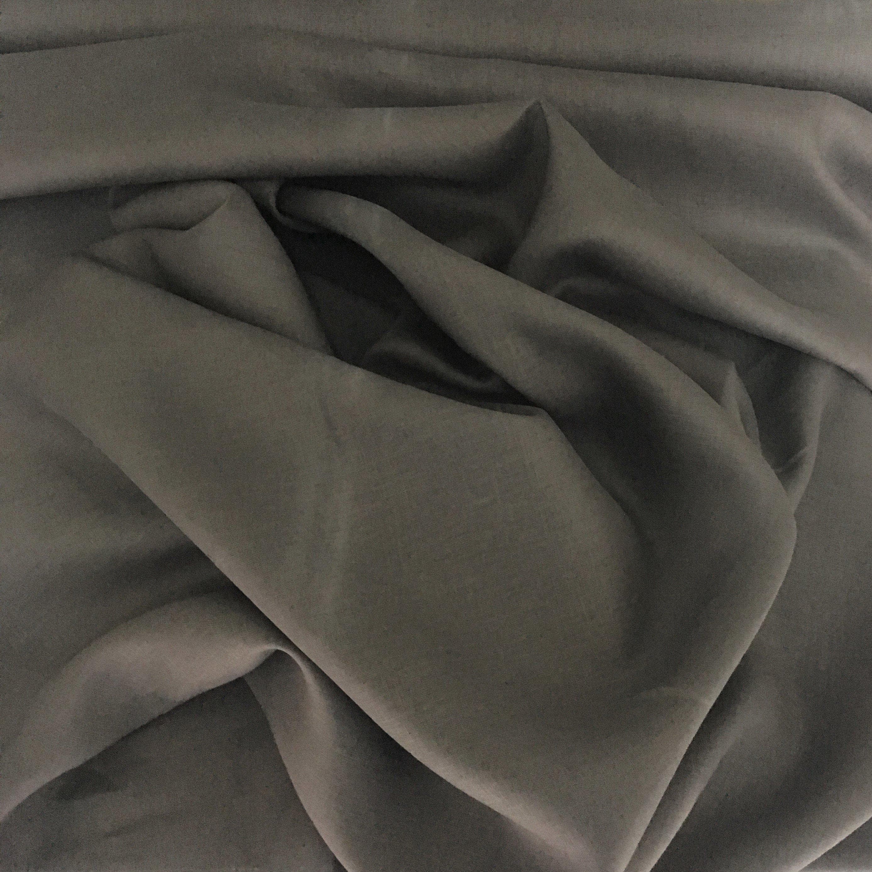 Charcoal Linen — mid-weight plain-weave linen with a slightly crisp handle that softens with wear, 100% linen, 135cm wide