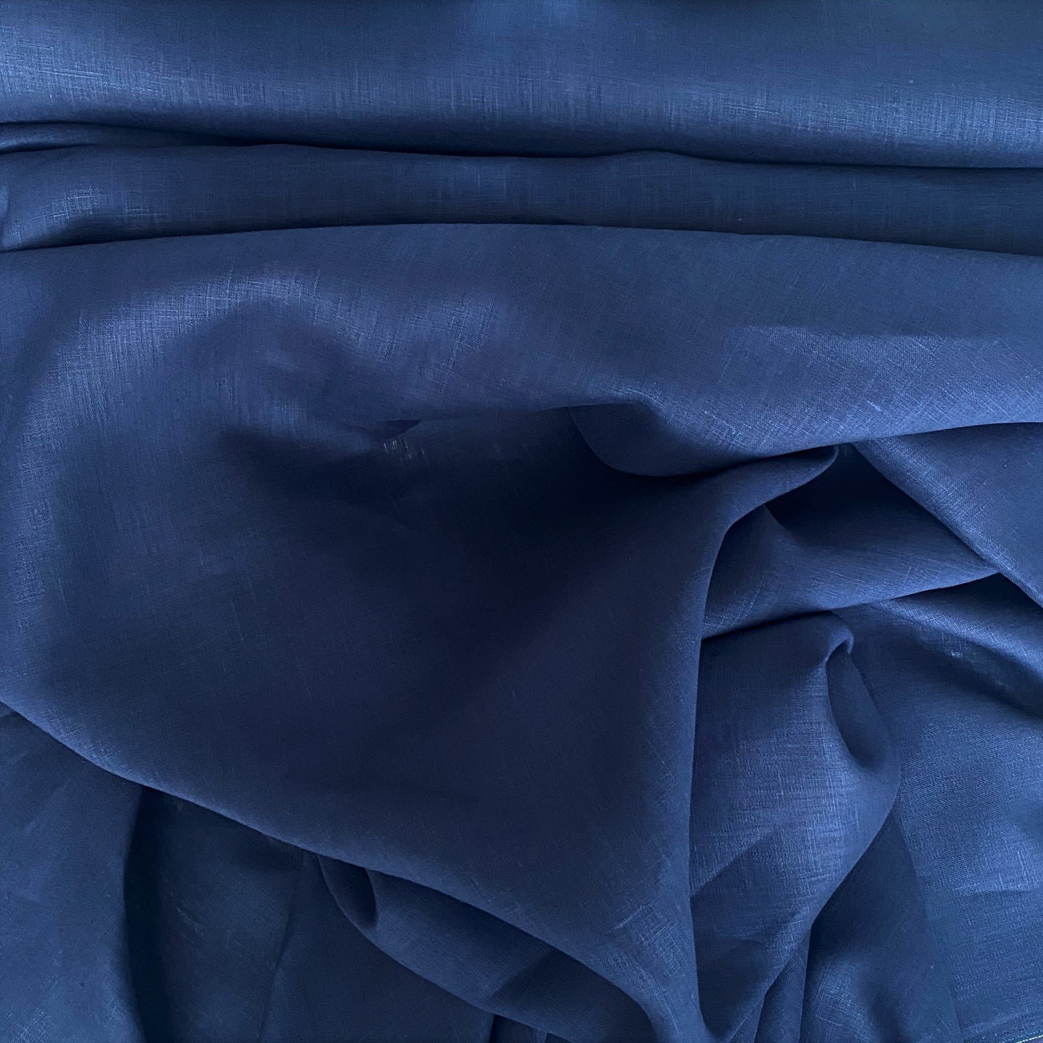 Junior Blue Linen — mid-weight plain-weave linen with a slightly crisp handle that softens with wear, 100% linen, 135cm wide
