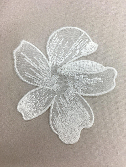 Flower Medium ivory