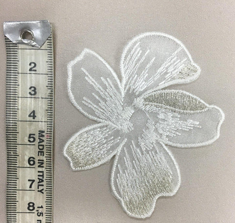 Flower Medium Ivory Silver