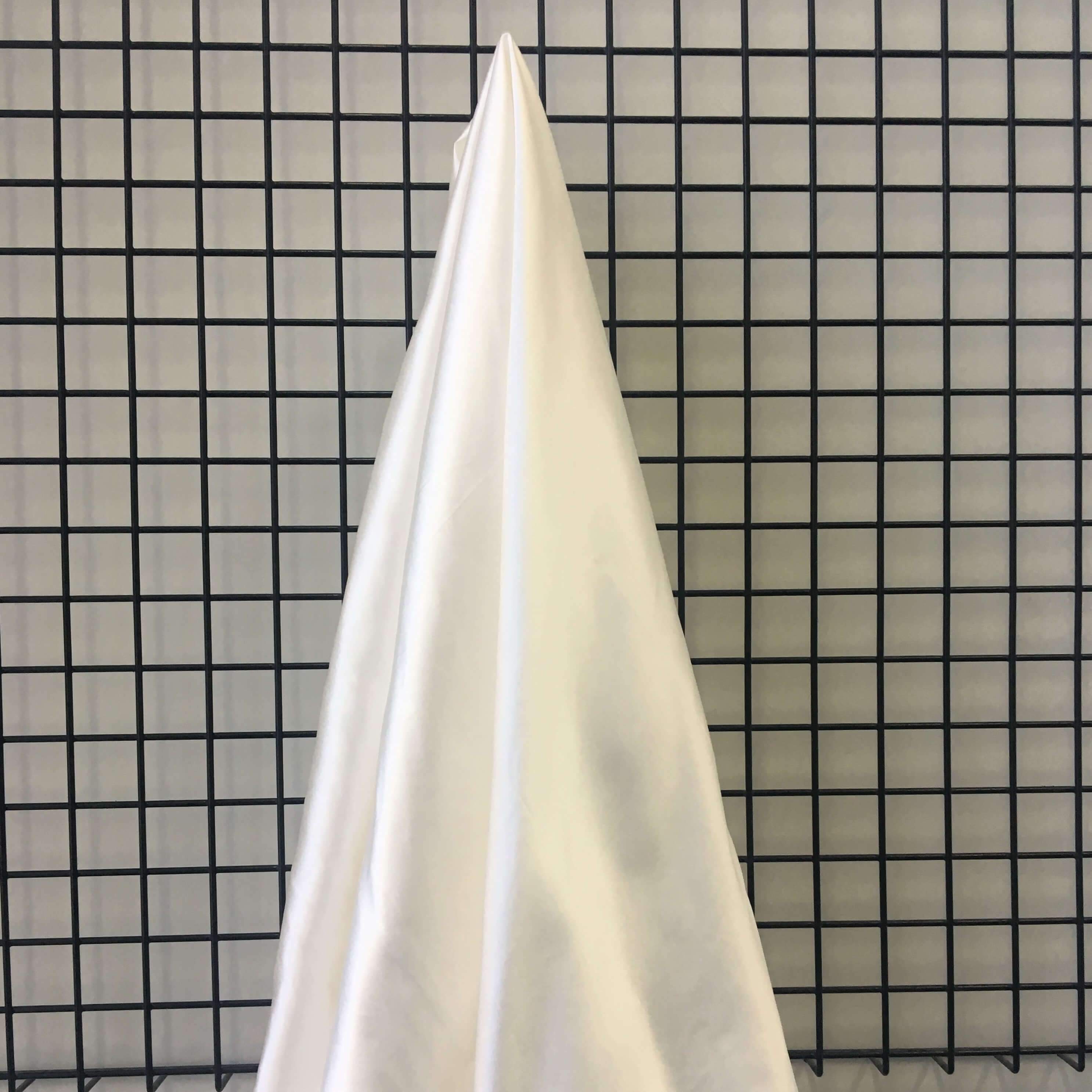 Queen Satin Ivory