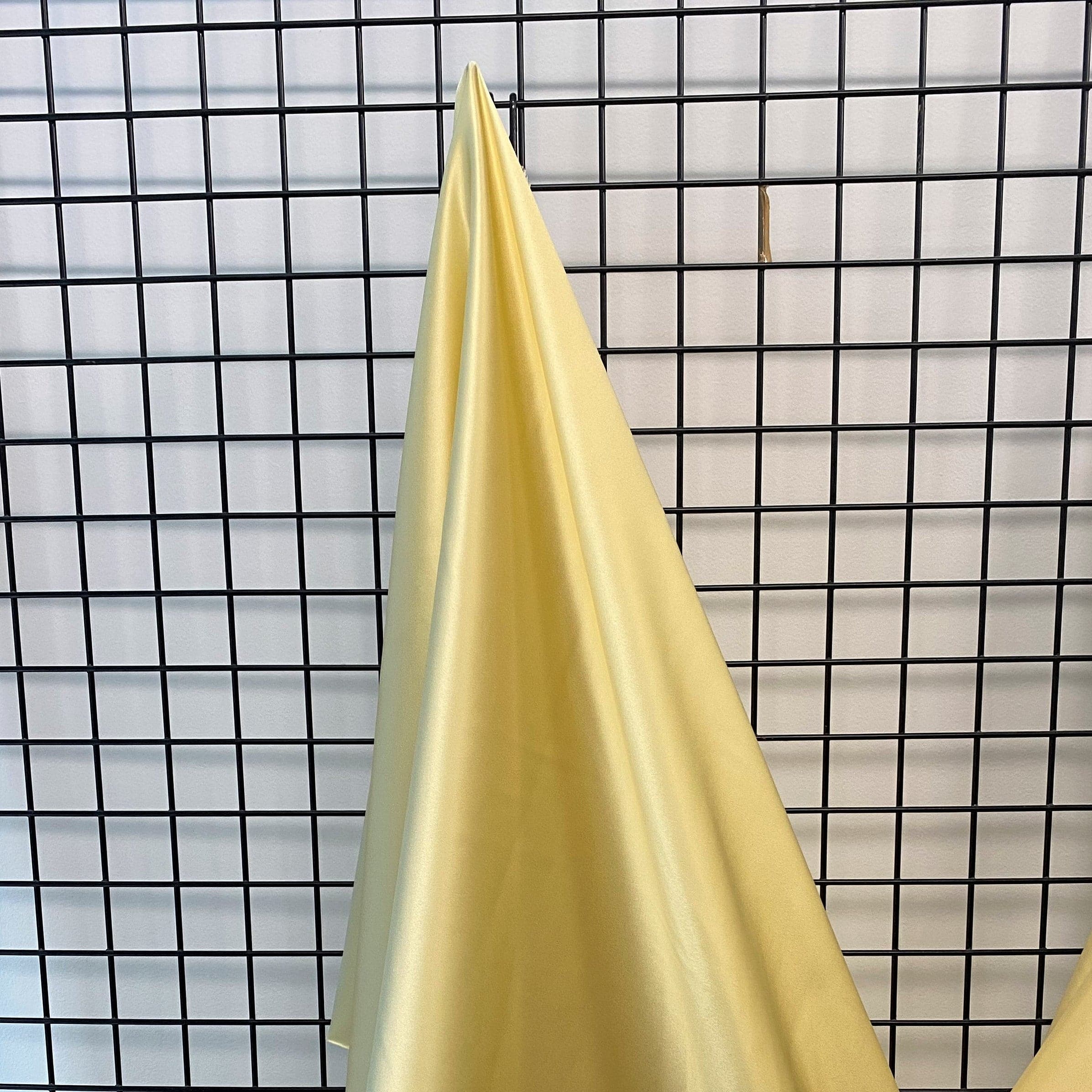 Sandwash Satin - Butter